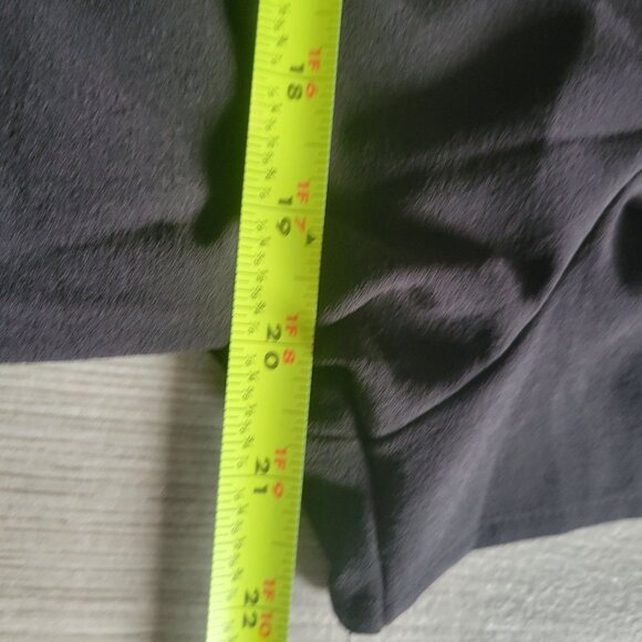 Torrid Plus Size 2 Womens Black Short Sleeve Peplum Top With Keyhole Back - Picture 4 of 4